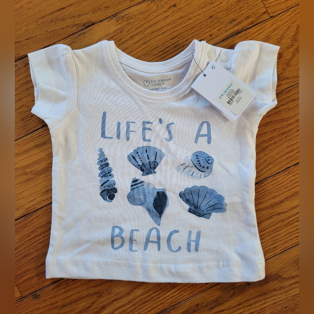 NWT! Kids Graphic T-shirt